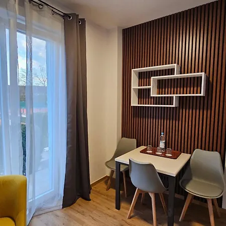 Apartman Broj 5 Oberschleissheim Exterior photo