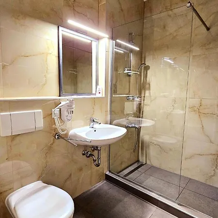 Apartman Broj 5 Oberschleissheim Exterior photo